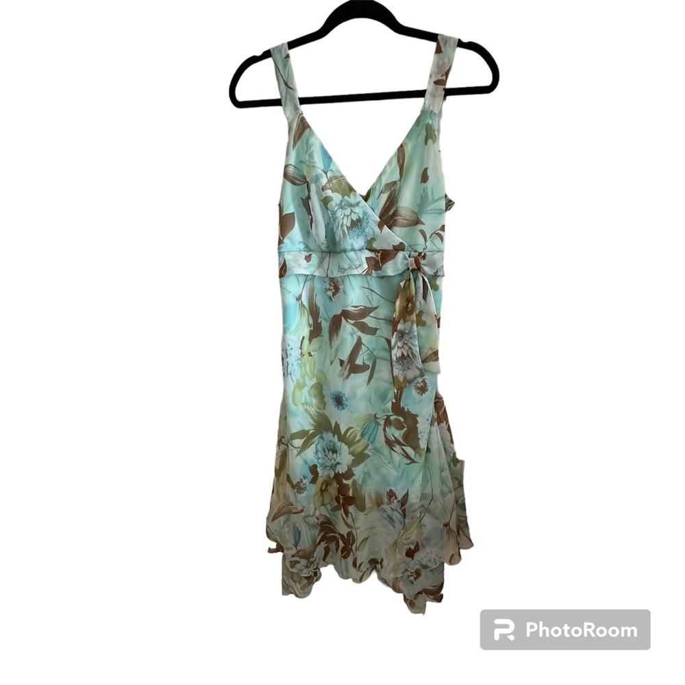 VINTAGE FLORAL MIDI THREE TIER RUFFLE FAIRYCORE BALLETCORE WHIMSICAL DRESS